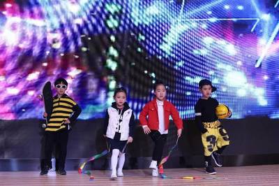 颁奖礼 | 今天,你们就是我们心中的“地表最强” 大华第二小学