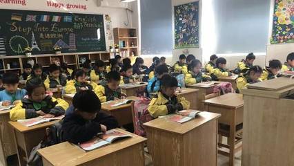 大华小学第二十届英语节 笔墨与声韵交织的文化盛宴
